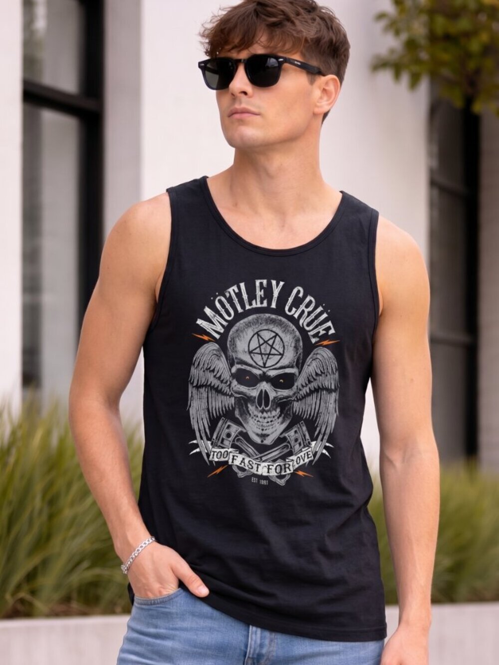 NEW- MOTLEY CRU MENS  BAND MUSCLE TEE  (2XL)